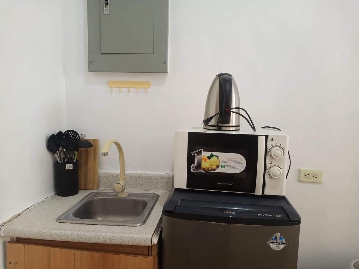 Alabang Condotel In Studio One Condominium Muntinlupa City Ngoại thất bức ảnh